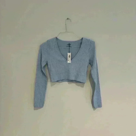 Garage Tops - Garage Long Sleeve Crop Top Light Blue Medium New With Tags